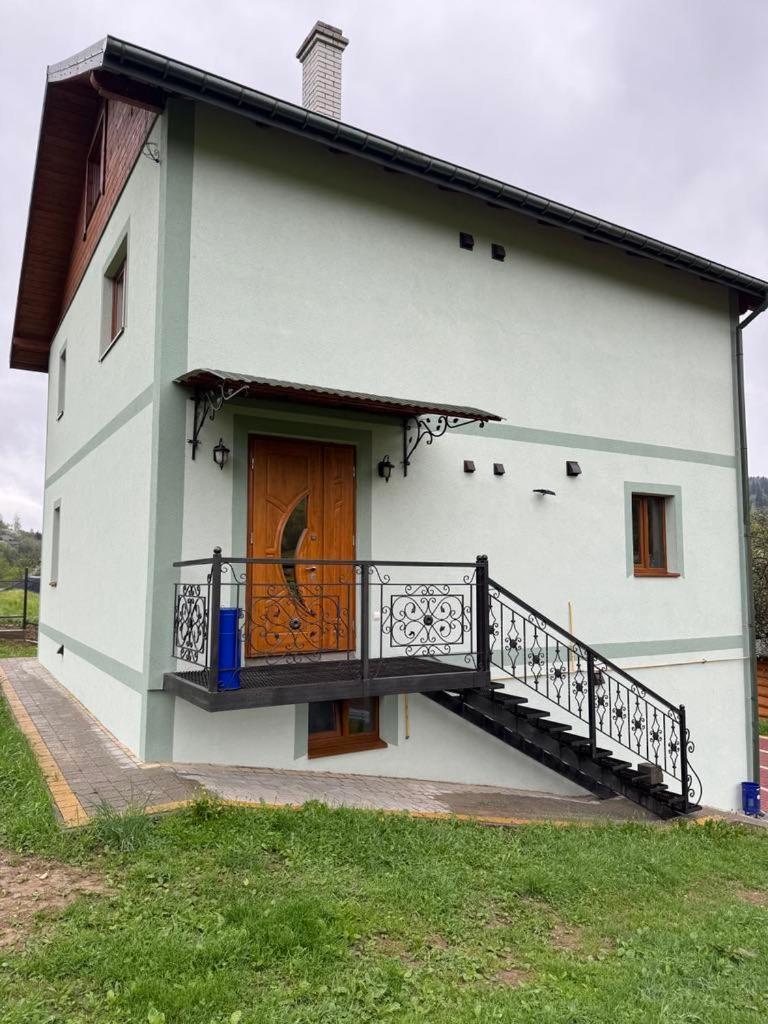 Золота Рибка Villa Slavske Luaran gambar