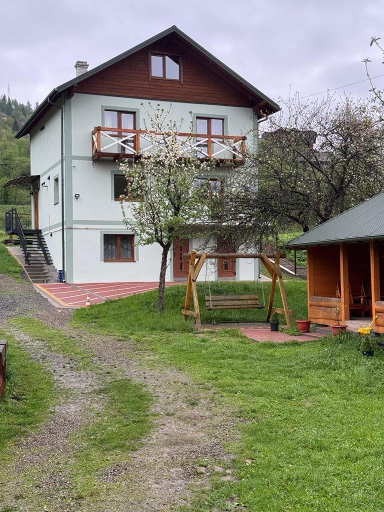 Золота Рибка Villa Slavske Luaran gambar
