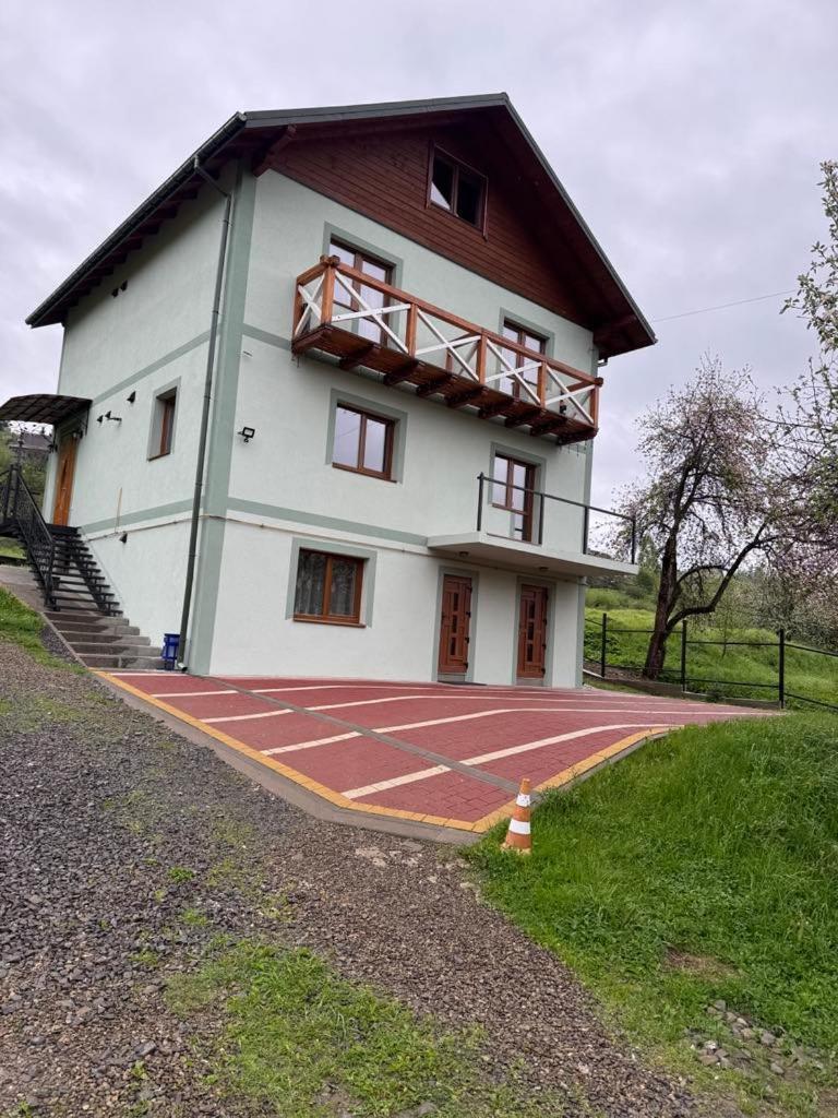 Золота Рибка Villa Slavske Luaran gambar