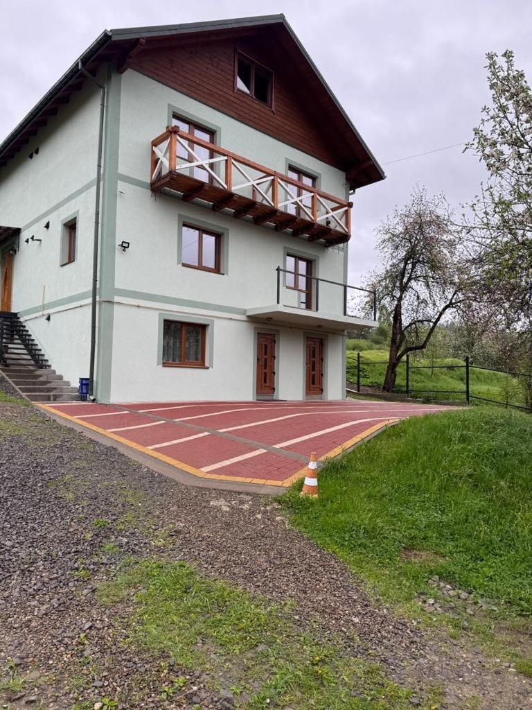 Золота Рибка Villa Slavske Luaran gambar